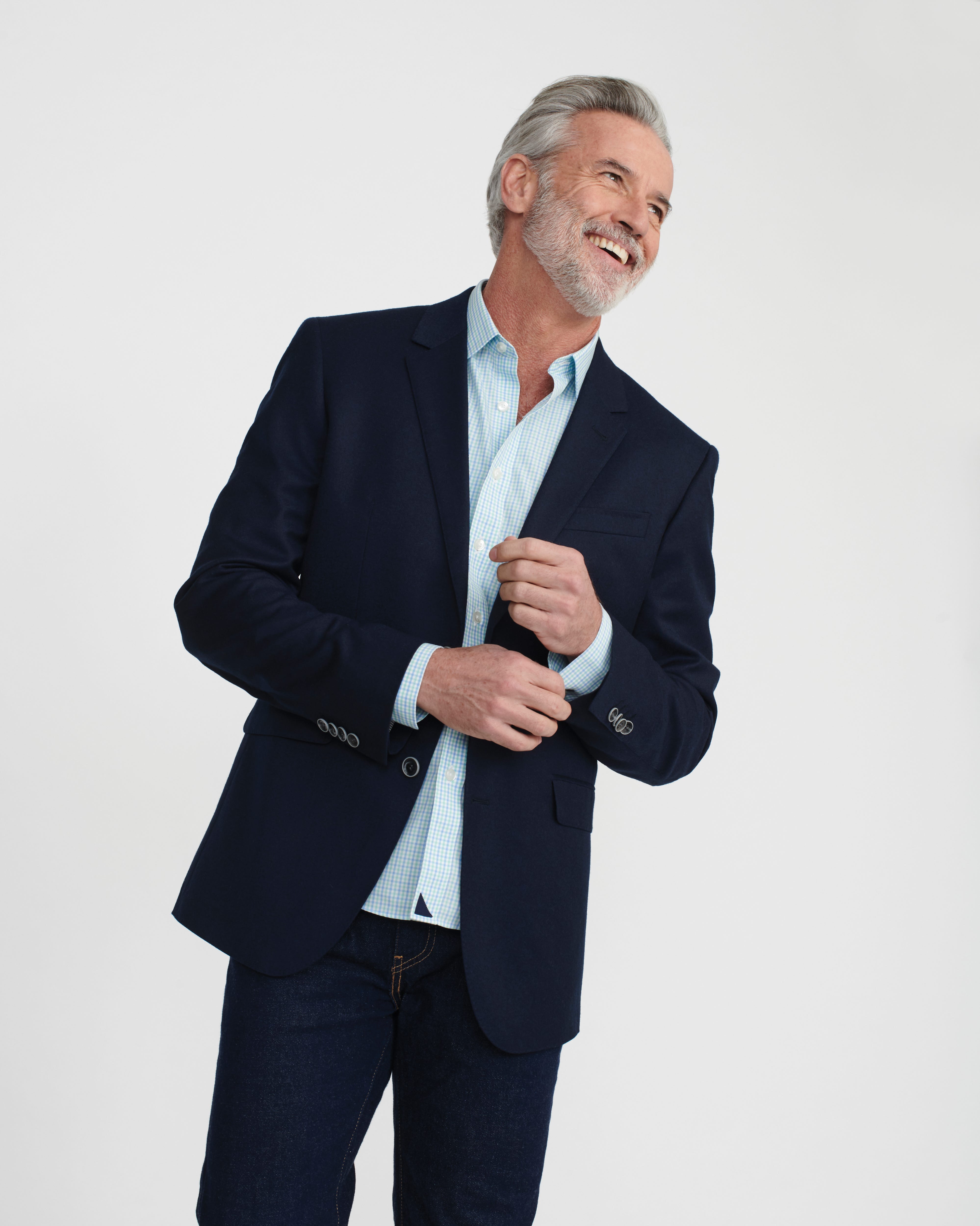 suit with untucked shirt